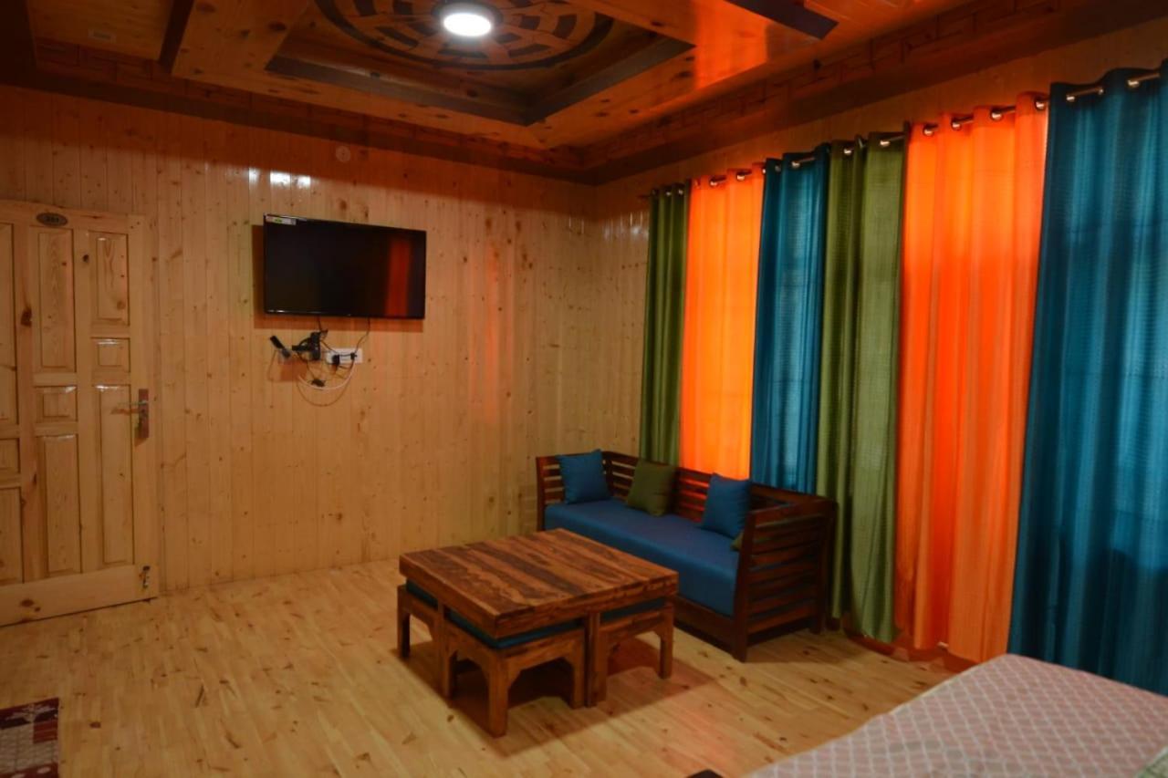 מלון קאזה The Alpinist Cafe And Retreat מראה חיצוני תמונה