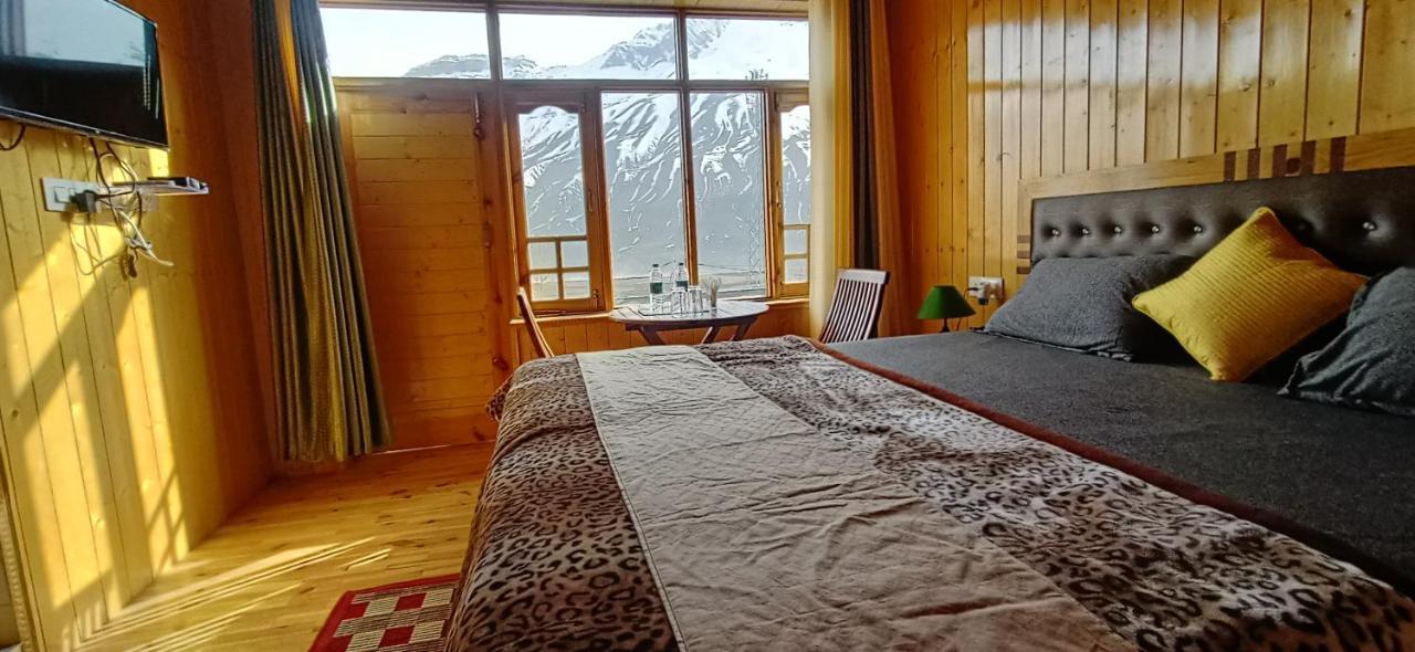 מלון קאזה The Alpinist Cafe And Retreat מראה חיצוני תמונה