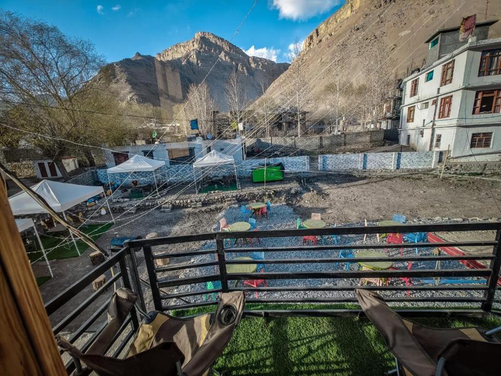 מלון קאזה The Alpinist Cafe And Retreat מראה חיצוני תמונה