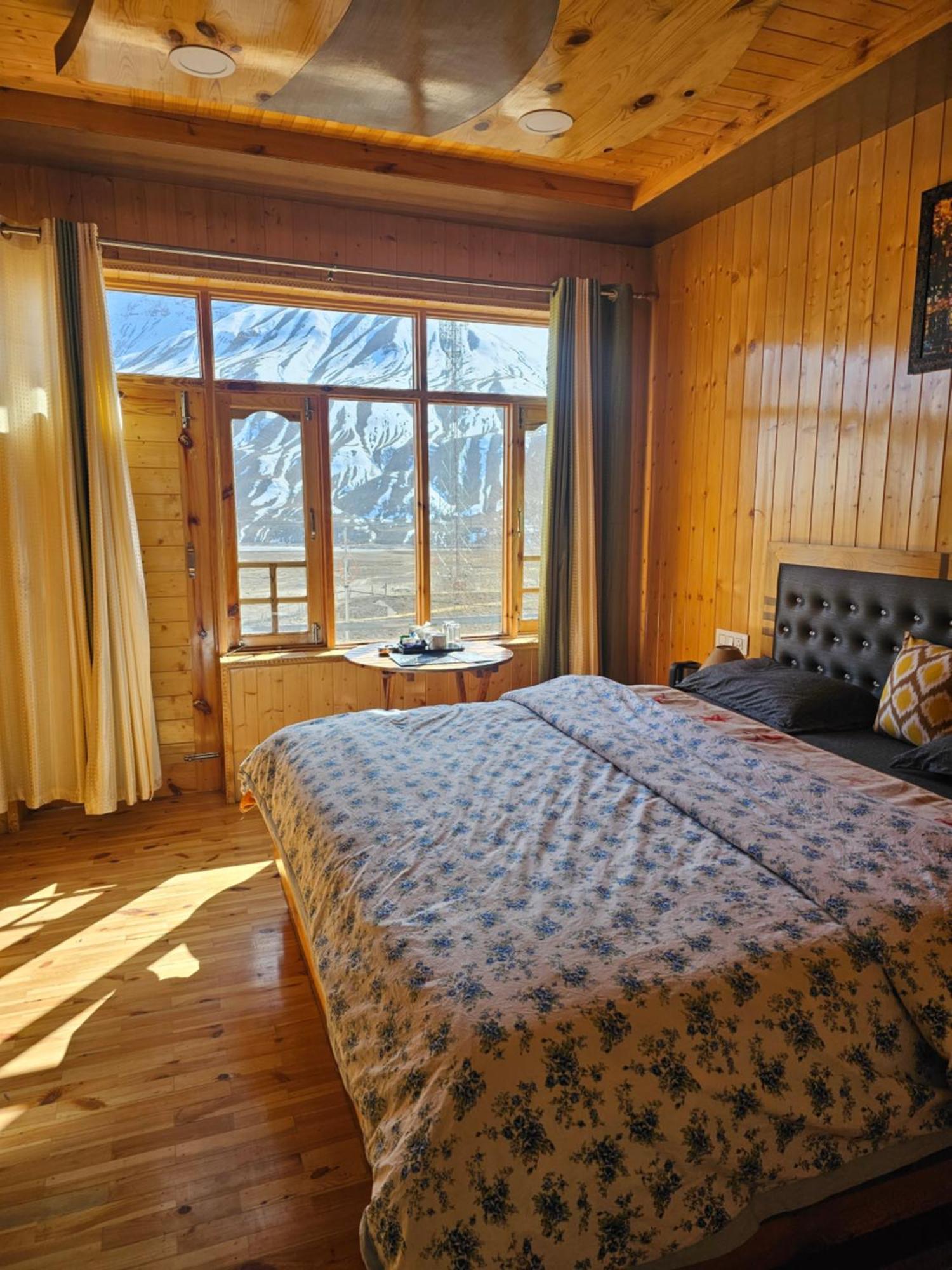 מלון קאזה The Alpinist Cafe And Retreat חדר תמונה