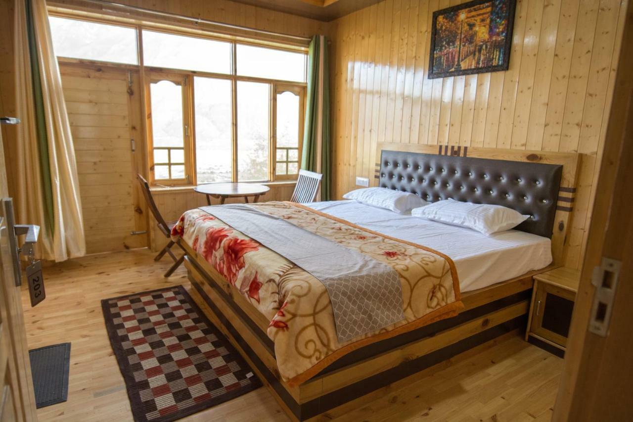 מלון קאזה The Alpinist Cafe And Retreat מראה חיצוני תמונה